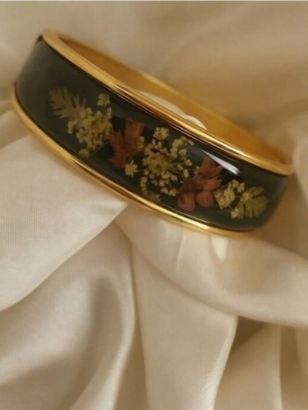 Vintage Black Enamel Botanical Hinged Bangle Bracelet